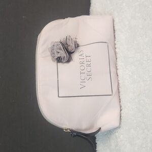 Limited Edition Victoria's Secret Lace Beauty Bag Tease with Lace Applique NWOT